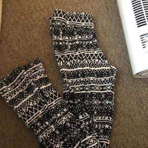 Express pattern leggings